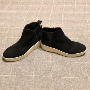 TOMS Zip Up Sneakers